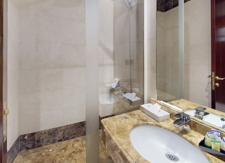 Otel 7