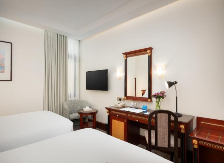 Otel 10