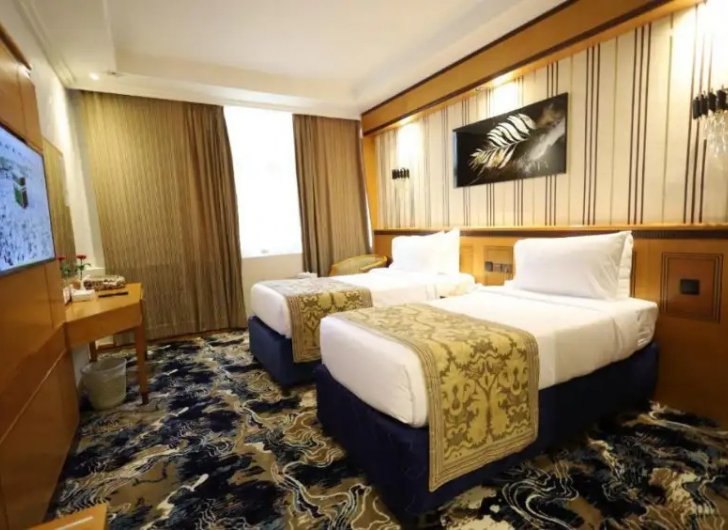Otel 5